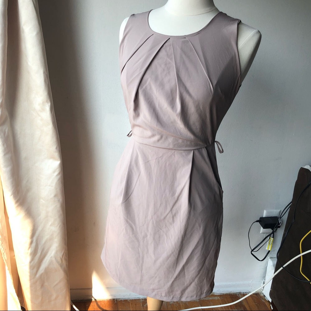 Dress - Picture 2 of 14